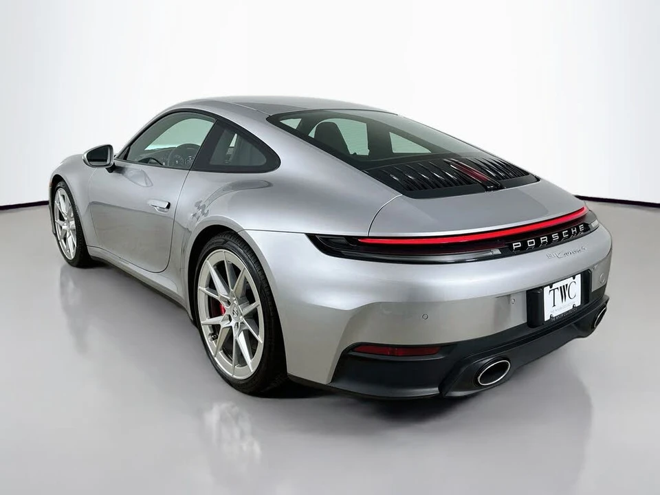 2025 Porsche 992 Carrera S - Image 7 of 31