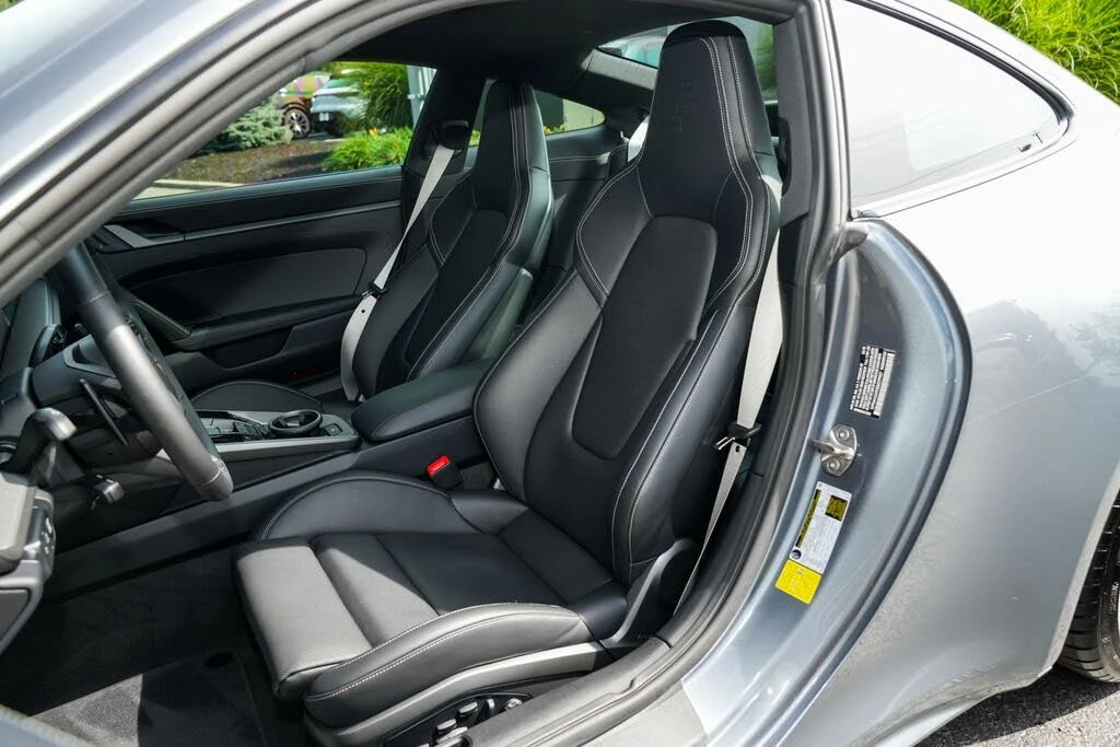 2025 Porsche 992 Carrera S - Image 5 of 31