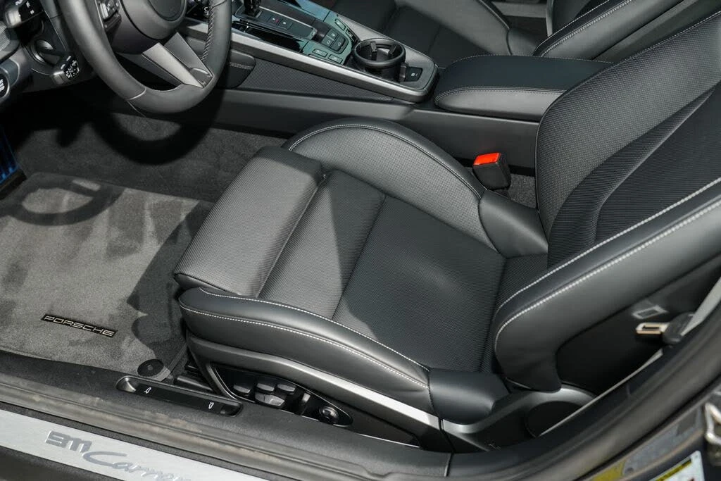 2025 Porsche 992 Carrera S - Image 20 of 31