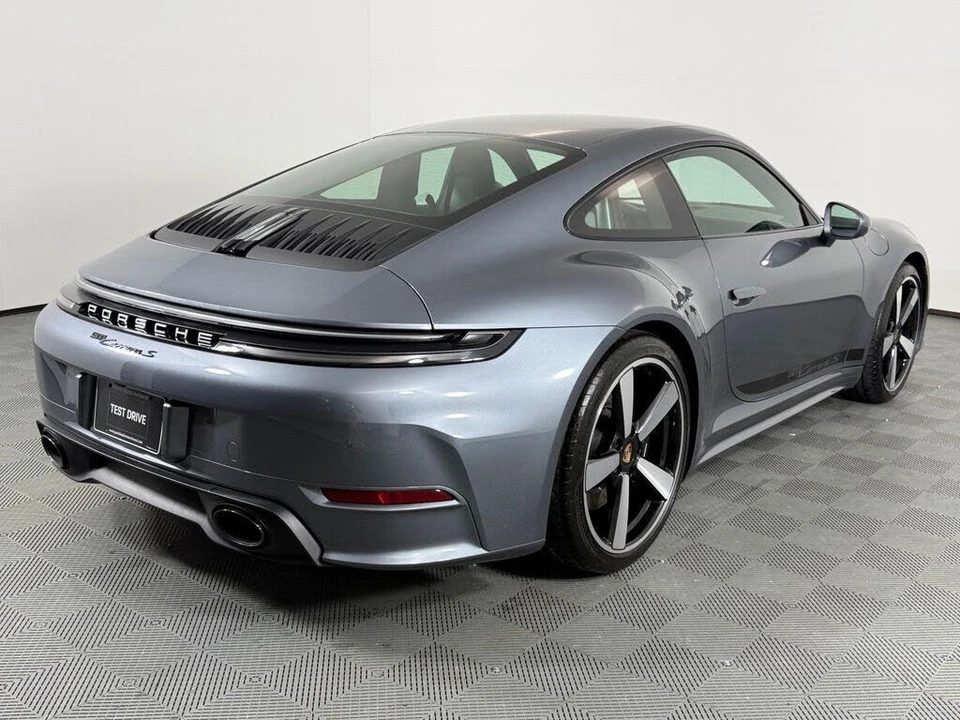 2025 Porsche 992 Carrera S - Image 7 of 27