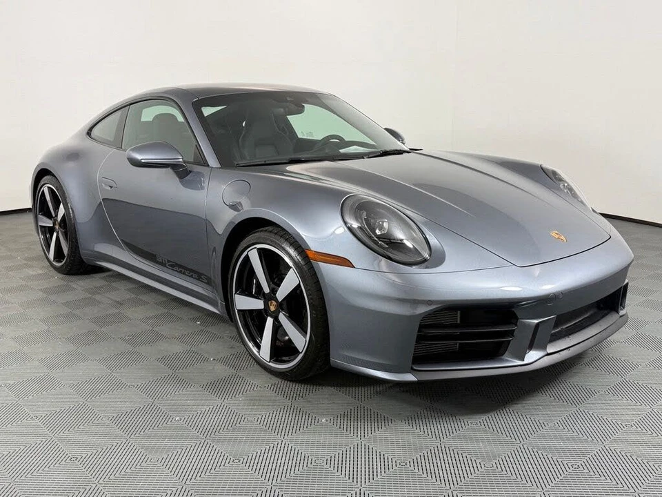 2025 Porsche 992 Carrera S - Image 9 of 27