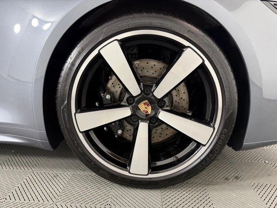 2025 Porsche 992 Carrera S - Image 12 of 27