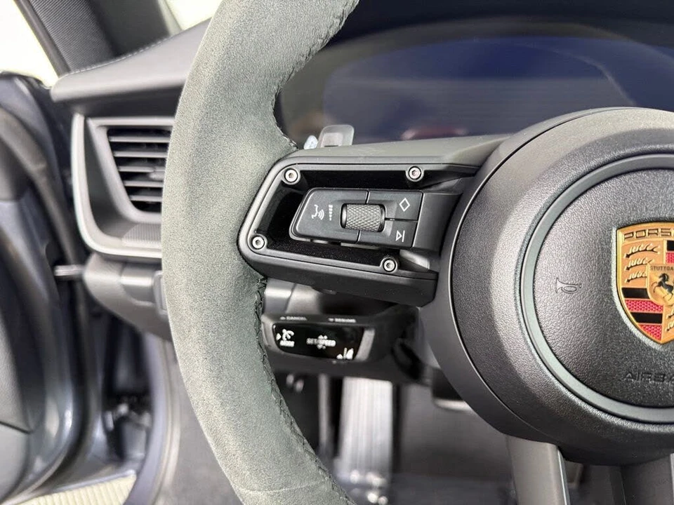 2025 Porsche 992 Carrera S - Image 26 of 27