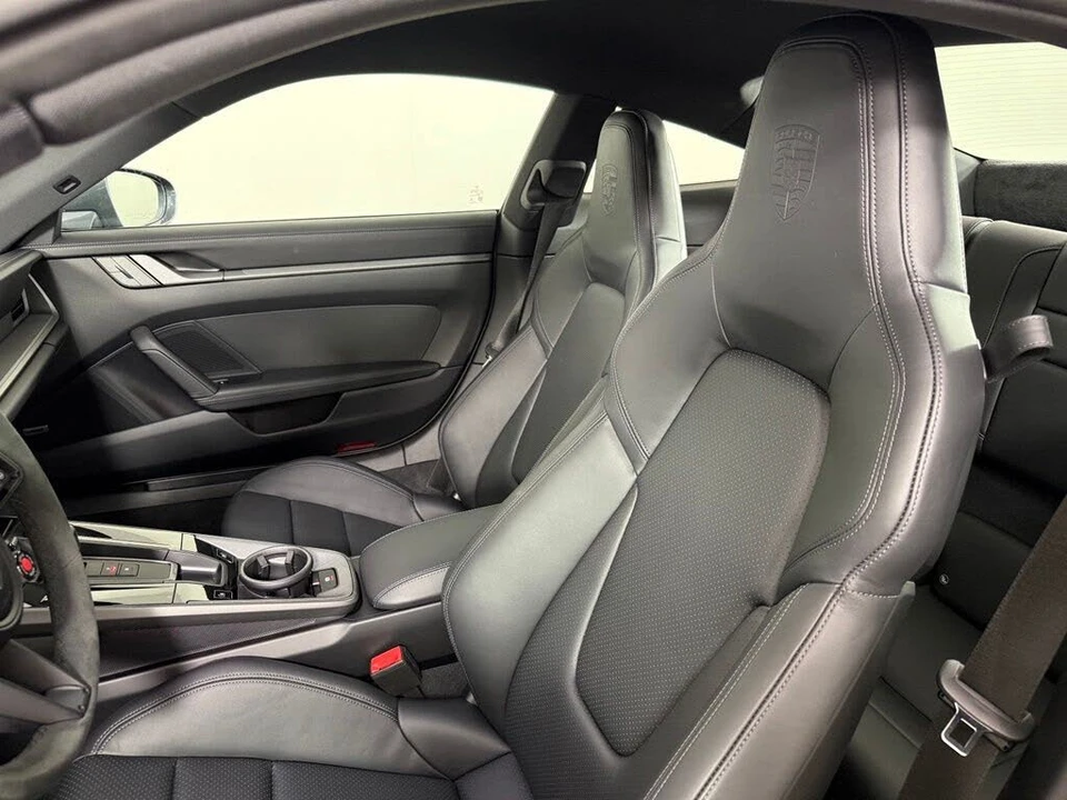 2025 Porsche 992 Carrera S - Image 5 of 27