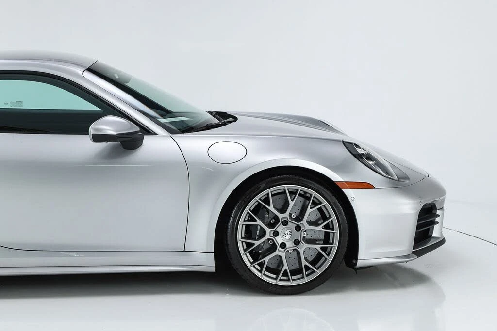 2025 Porsche 992 Carrera S - Image 25 of 31