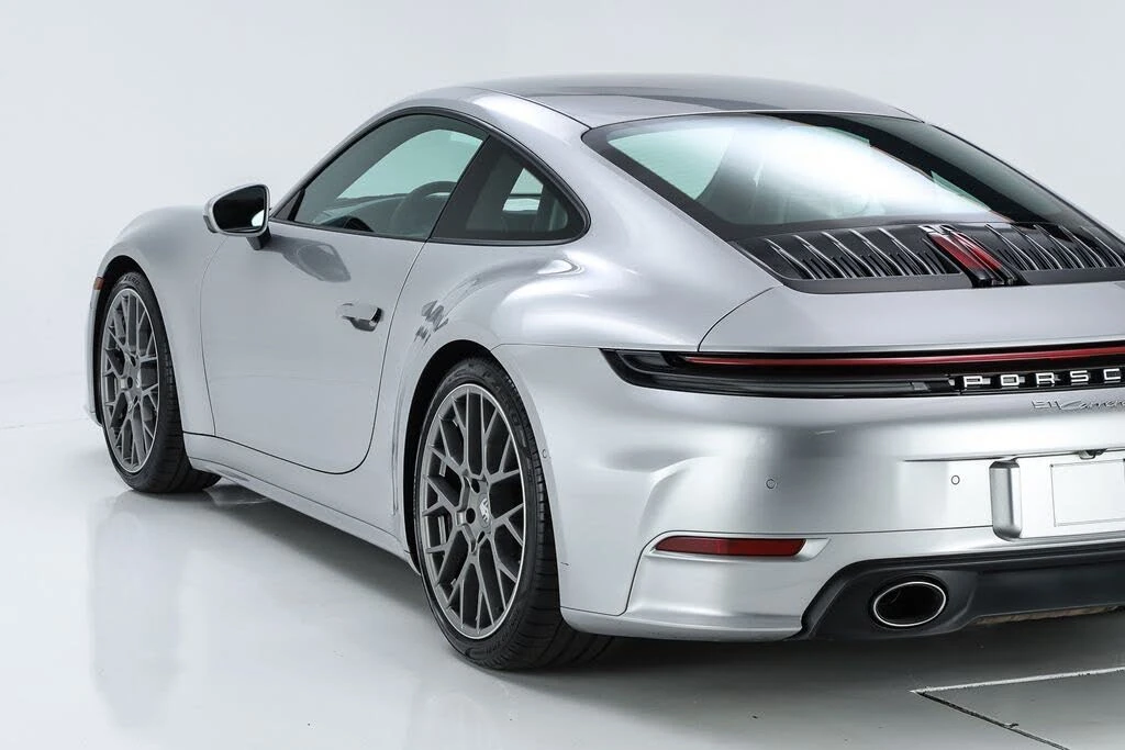 2025 Porsche 992 Carrera S - Image 11 of 31