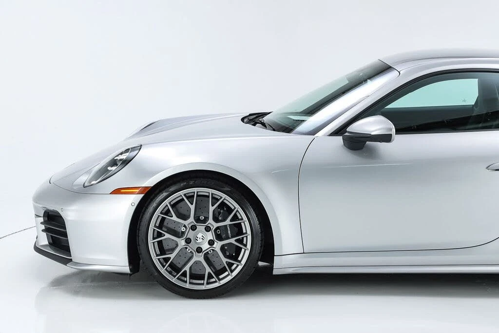 2025 Porsche 992 Carrera S - Image 9 of 31