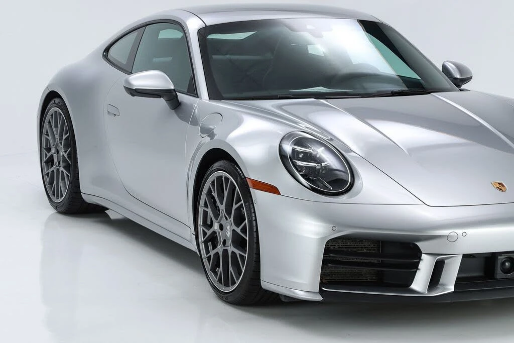 2025 Porsche 992 Carrera S - Image 27 of 31