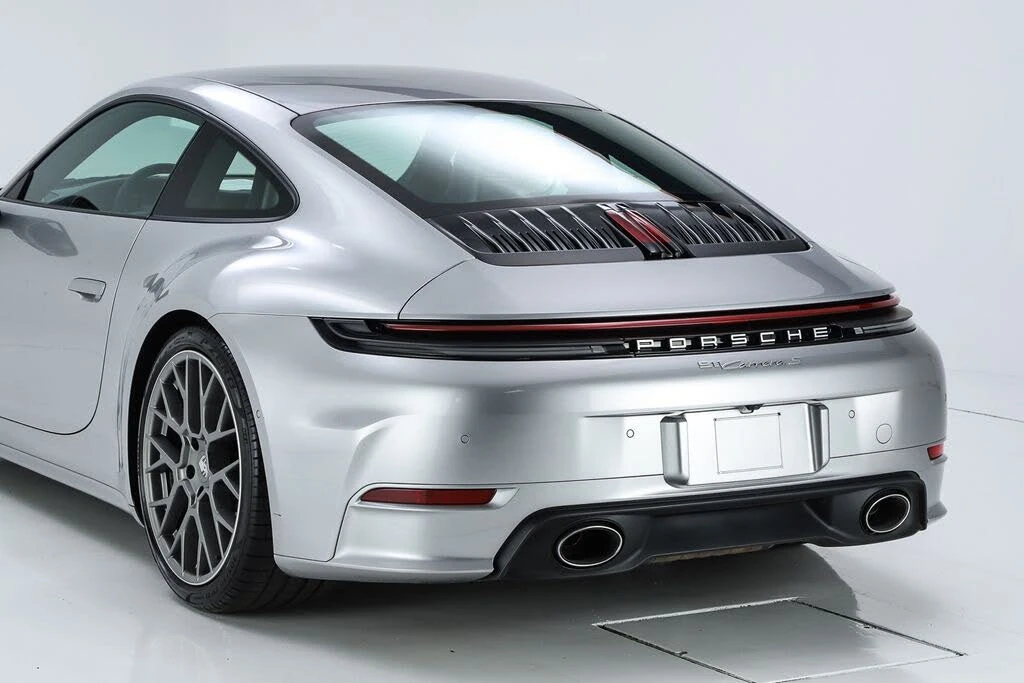 2025 Porsche 992 Carrera S - Image 12 of 31