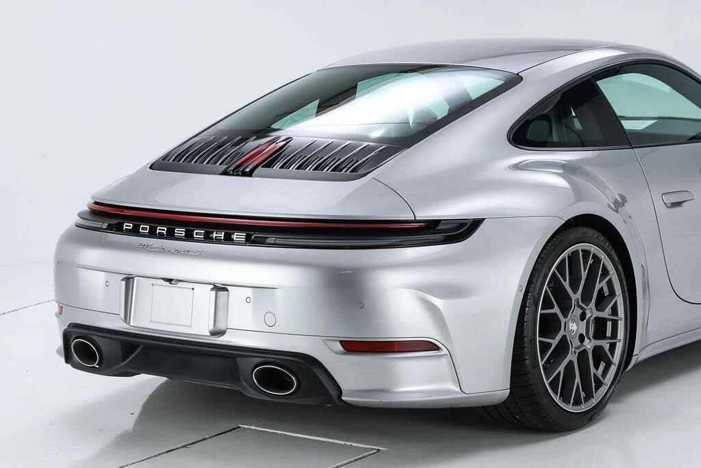 2025 Porsche 992 Carrera S - Image 18 of 31