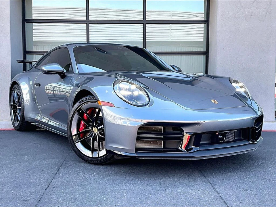 2025 Porsche 992 Carrera S - Image 9 of 26