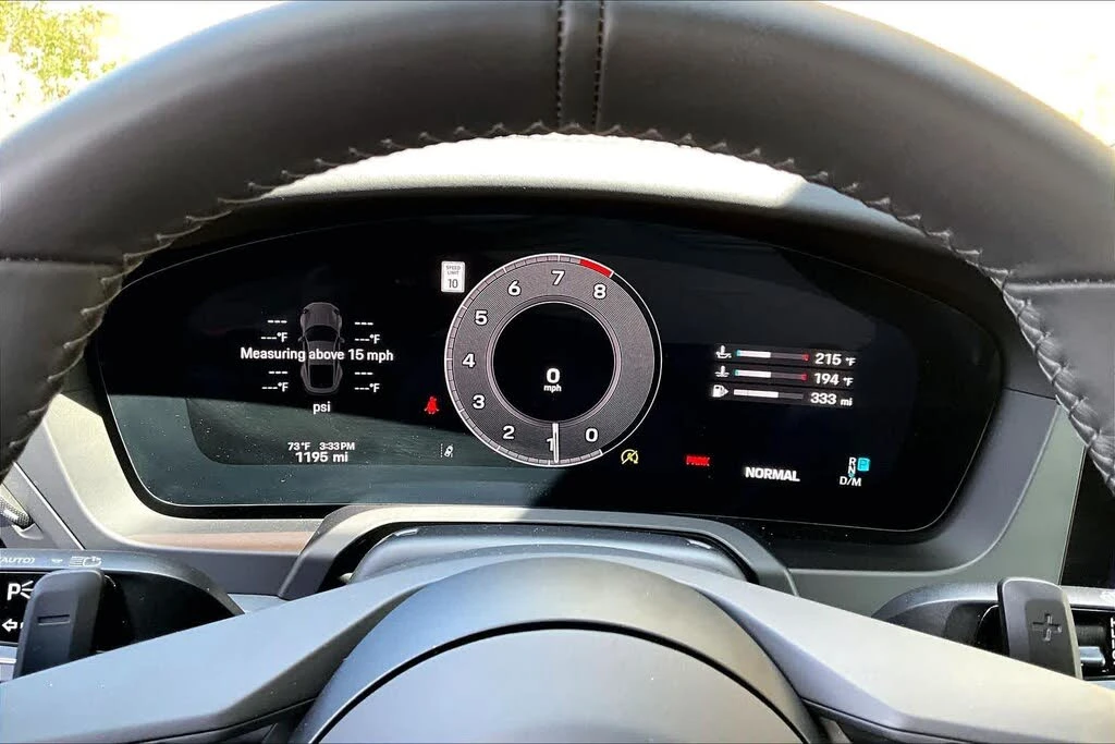2025 Porsche 992 Carrera S - Image 25 of 26