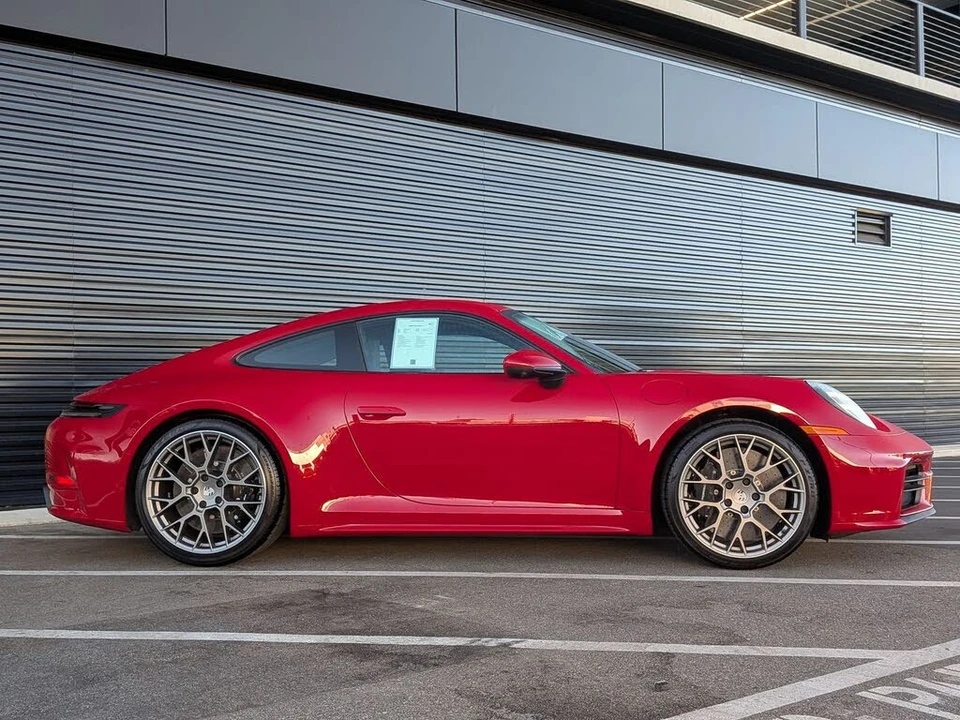 2025 Porsche 992 Carrera S - Image 8 of 28