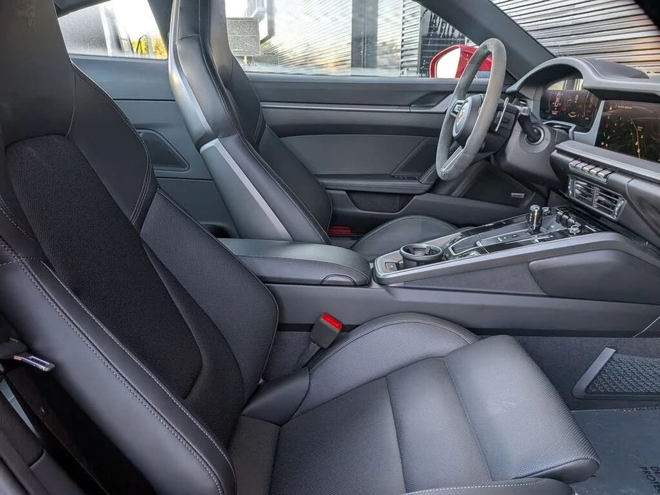 2025 Porsche 992 Carrera S - Image 25 of 28