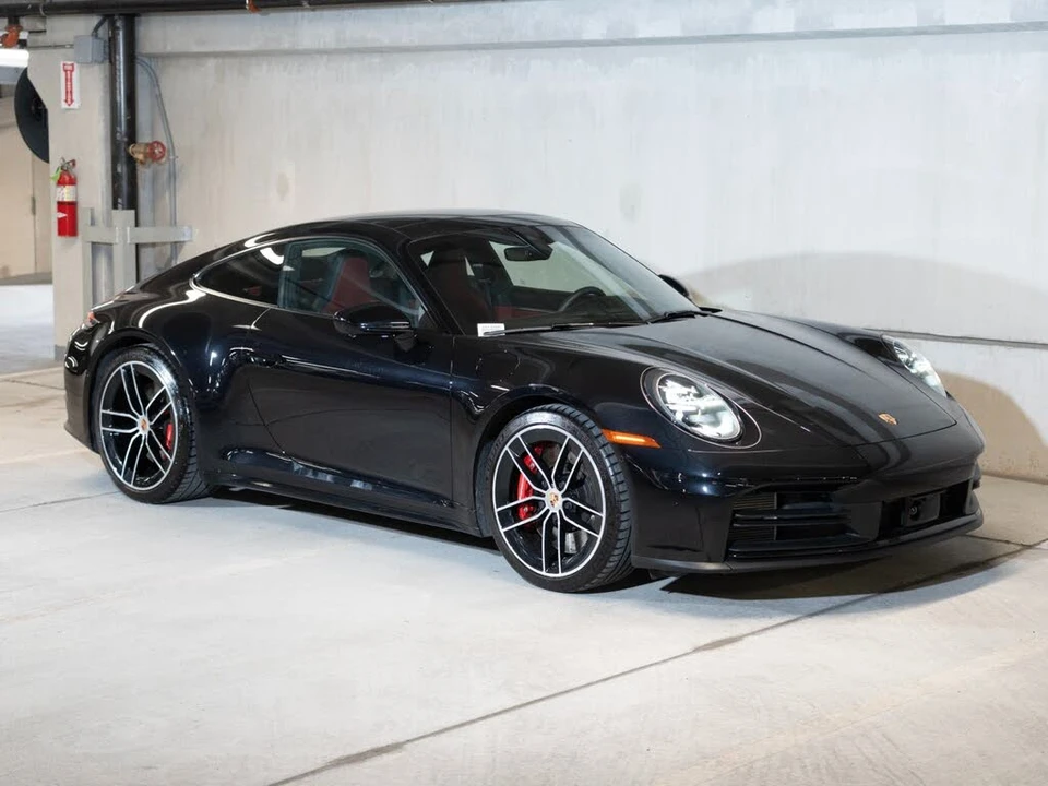 2025 Porsche 992 Carrera S - Image 7 of 26