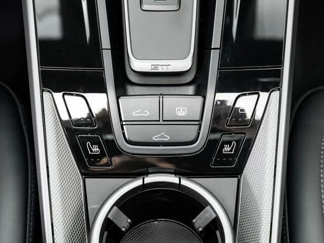 2025 Porsche 992 Carrera S - Image 22 of 31