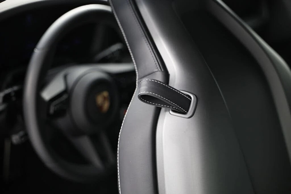 2025 Porsche 992 Carrera S - Image 27 of 31