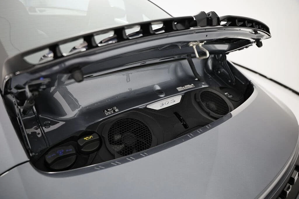2025 Porsche 992 Carrera S - Image 29 of 31