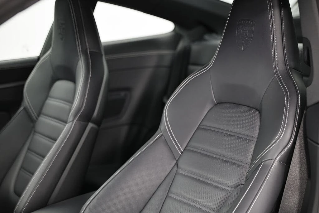 2025 Porsche 992 Carrera S - Image 25 of 31