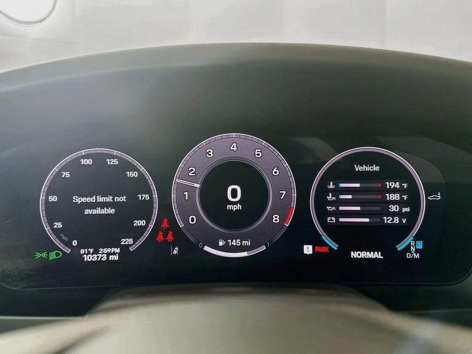 2025 Porsche 992 Carrera S - Image 15 of 31