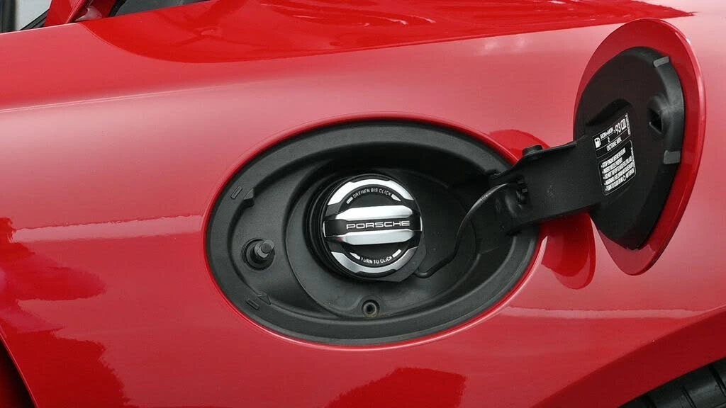 2025 Porsche 992 Carrera S - Image 26 of 31
