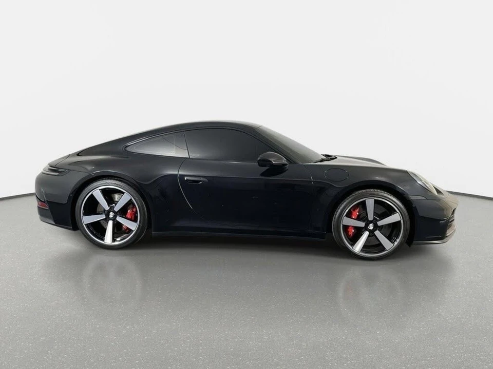 2025 Porsche 992 Carrera S - Image 9 of 31