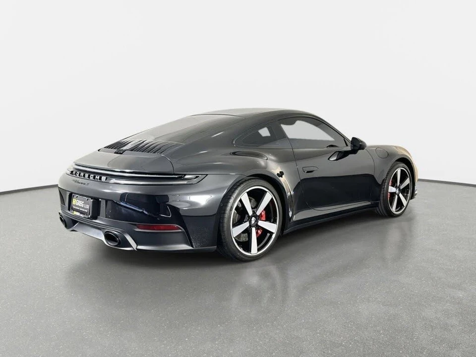 2025 Porsche 992 Carrera S - Image 8 of 31