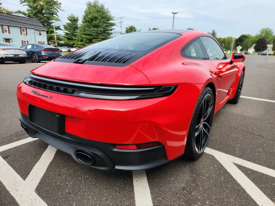 2025 Porsche 992 Carrera S - Image 21 of 31