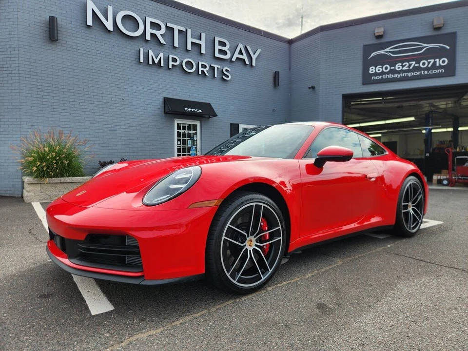 2025 Porsche 992 Carrera S - Image 13 of 31