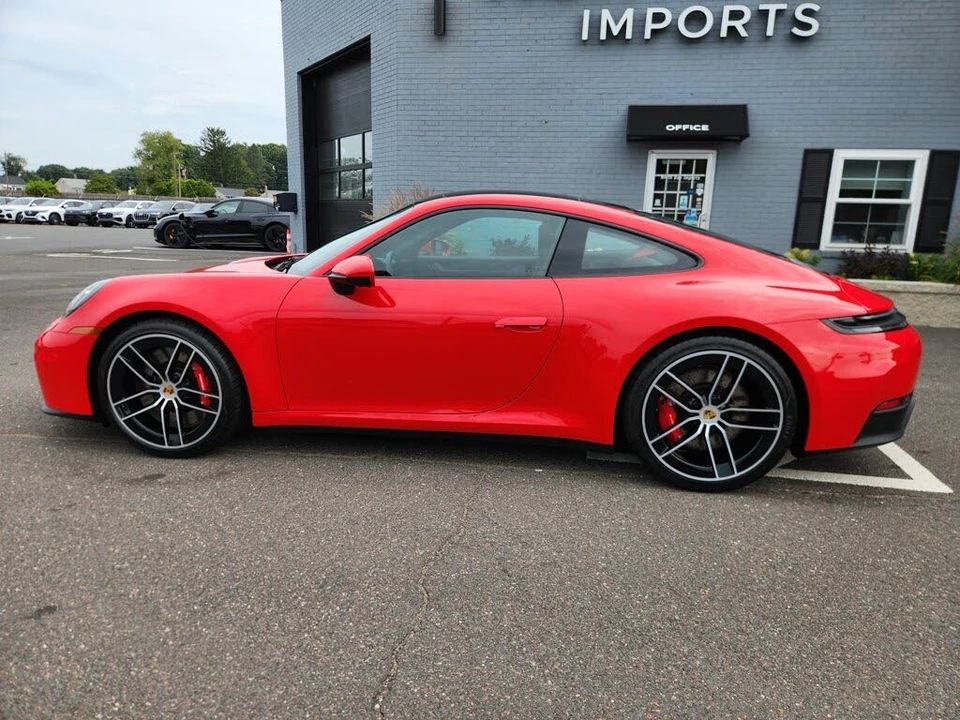 2025 Porsche 992 Carrera S - Image 5 of 31