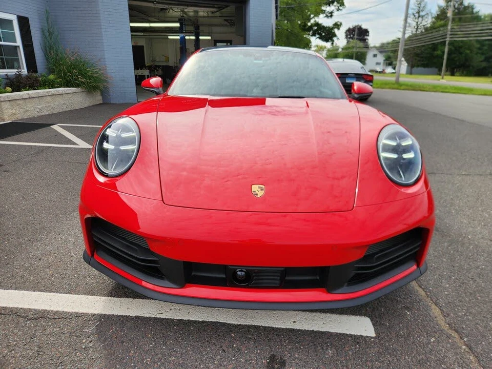 2025 Porsche 992 Carrera S - Image 27 of 31