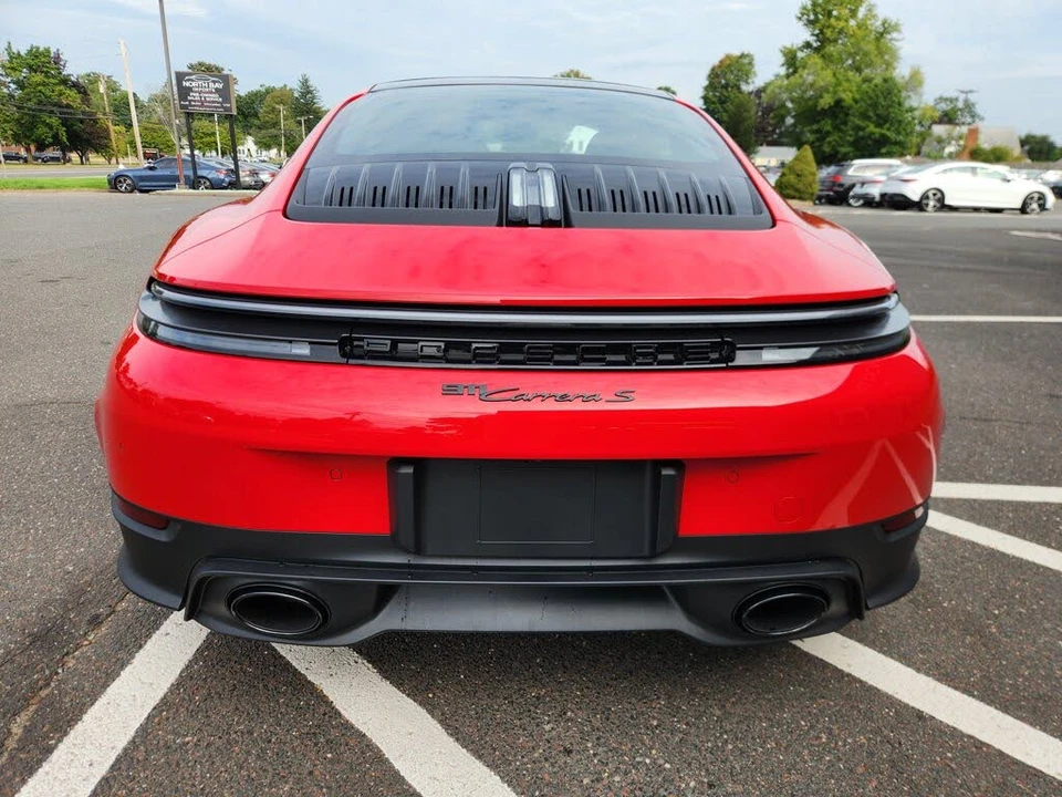 2025 Porsche 992 Carrera S - Image 20 of 31