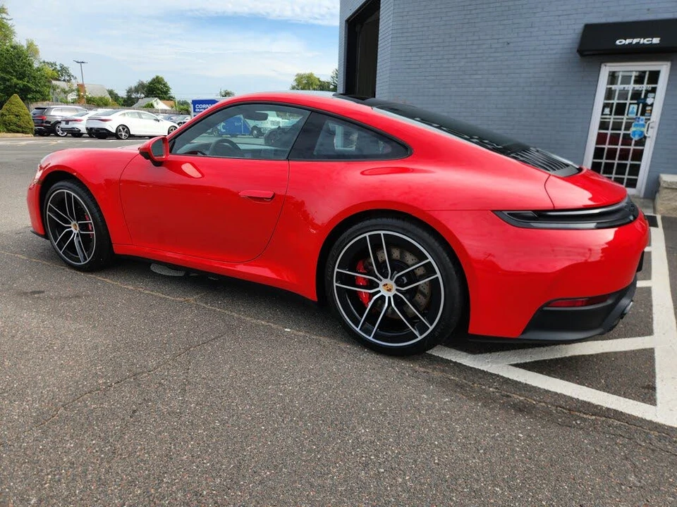 2025 Porsche 992 Carrera S - Image 18 of 31