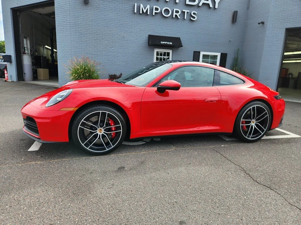2025 Porsche 992 Carrera S - Image 16 of 31