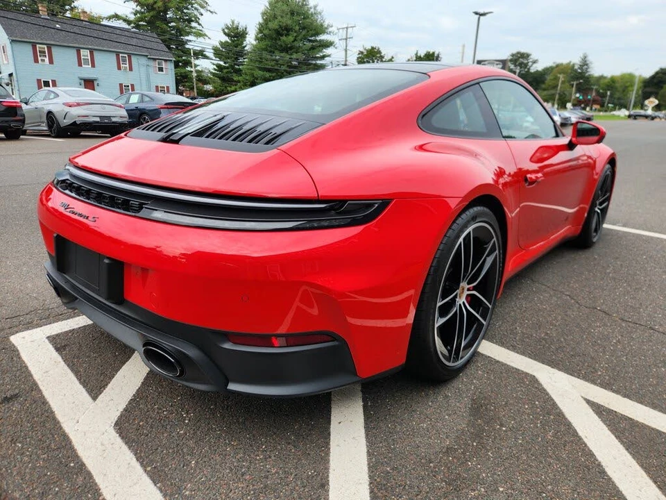 2025 Porsche 992 Carrera S - Image 8 of 31