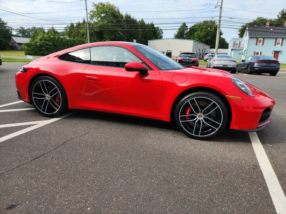 2025 Porsche 992 Carrera S - Image 24 of 31