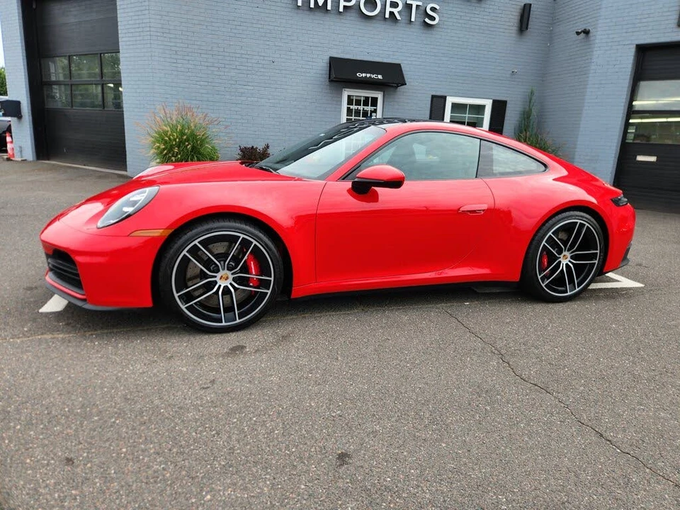 2025 Porsche 992 Carrera S - Image 4 of 31