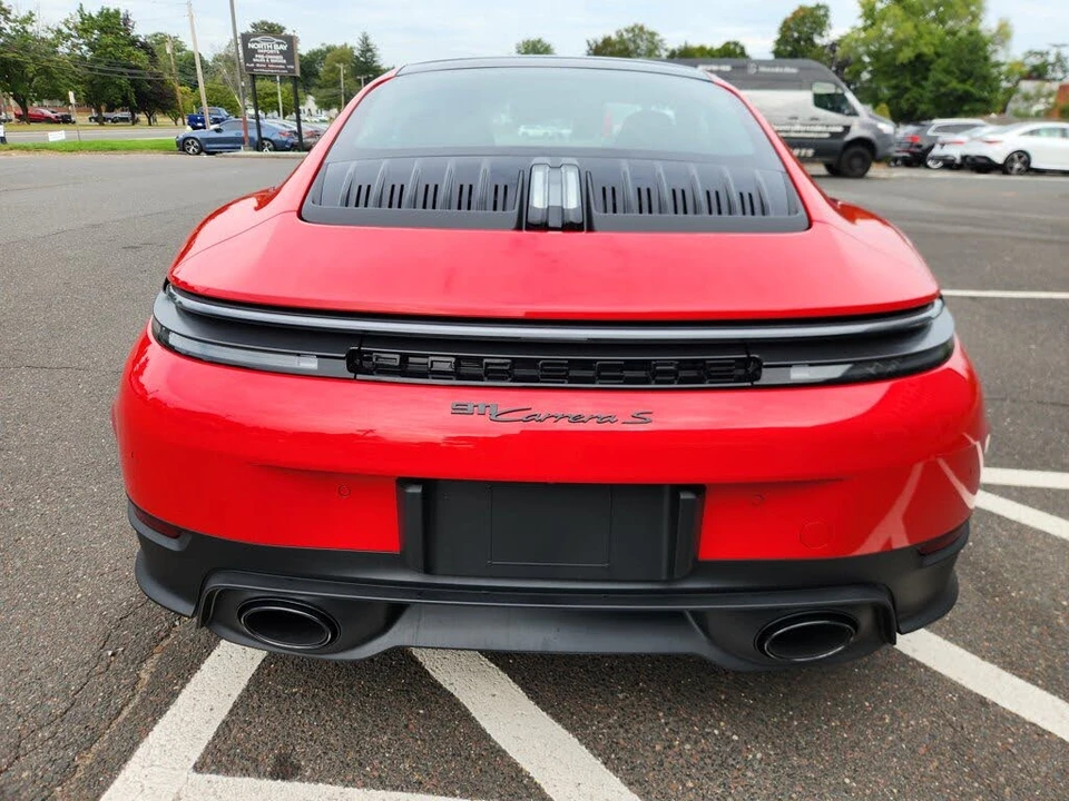 2025 Porsche 992 Carrera S - Image 7 of 31