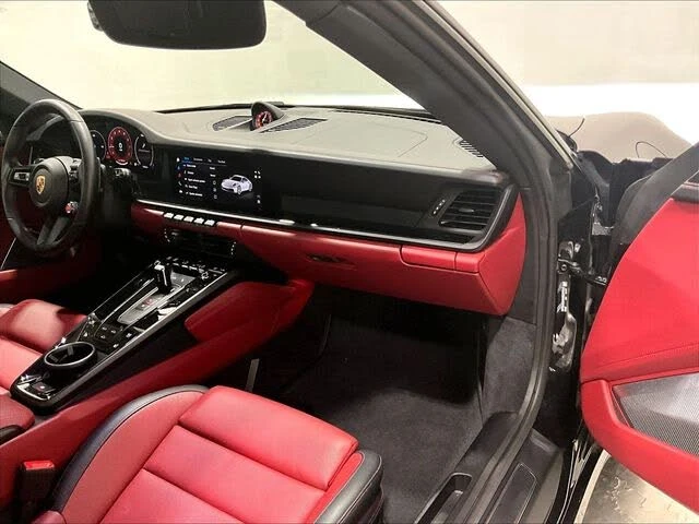 2025 Porsche 992 Carrera S - Image 18 of 31