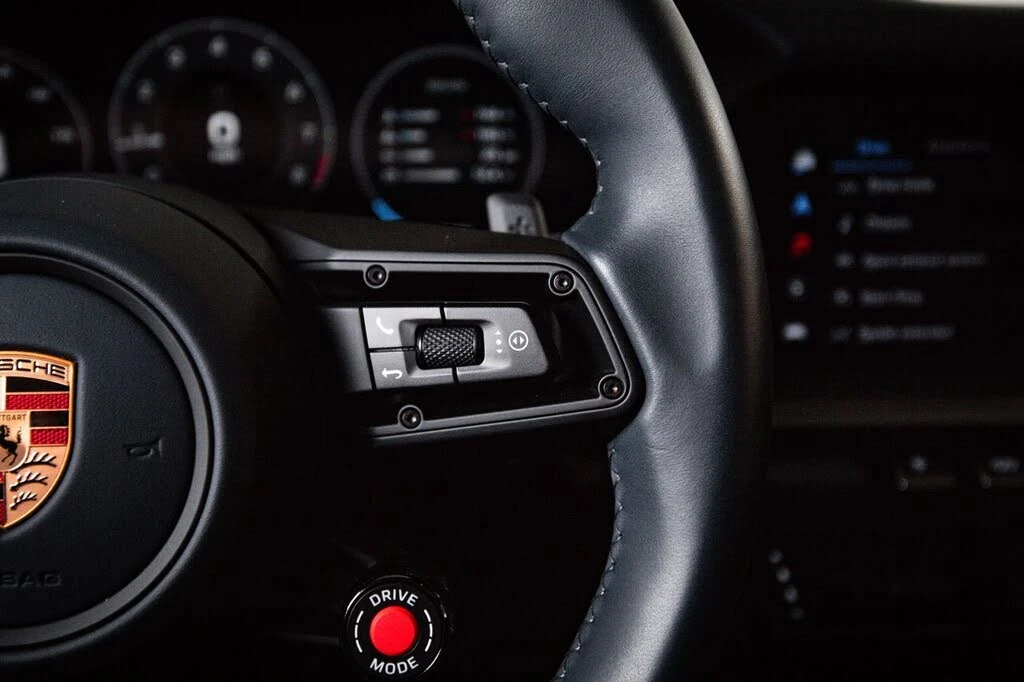 2025 Porsche 992 Carrera S - Image 16 of 30