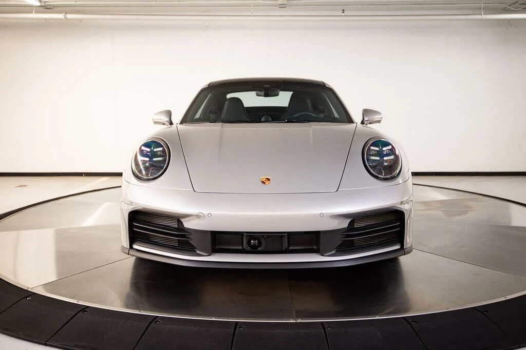 2025 Porsche 992 Carrera S - Image 10 of 30