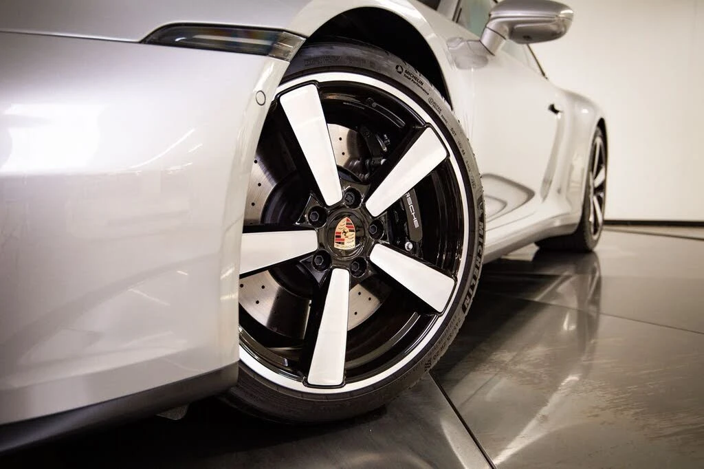 2025 Porsche 992 Carrera S - Image 12 of 30