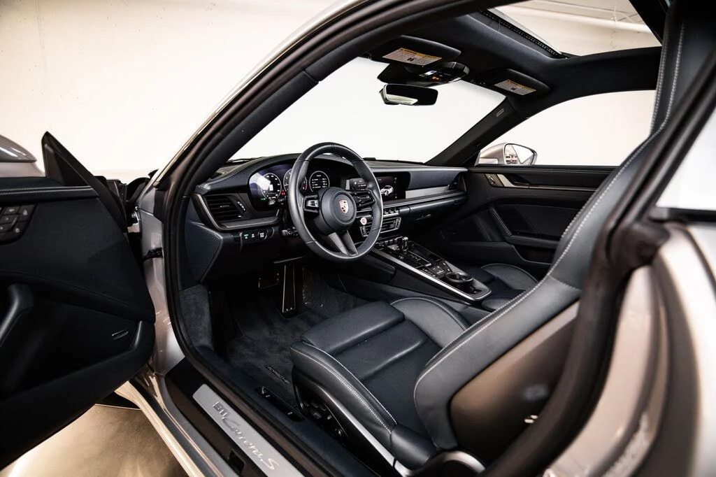 2025 Porsche 992 Carrera S - Image 4 of 30