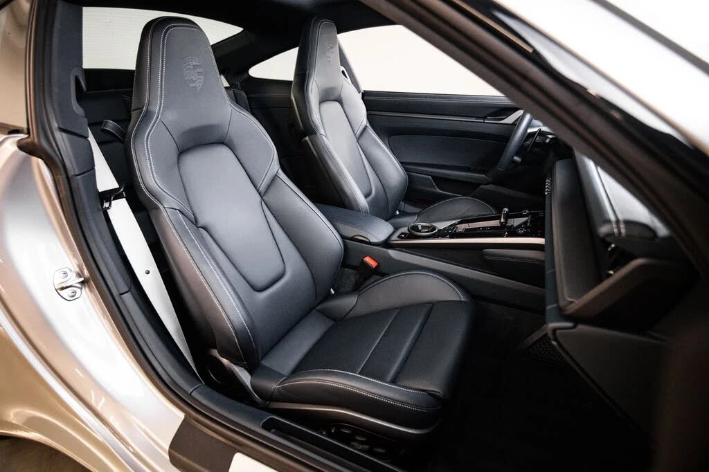 2025 Porsche 992 Carrera S - Image 29 of 30