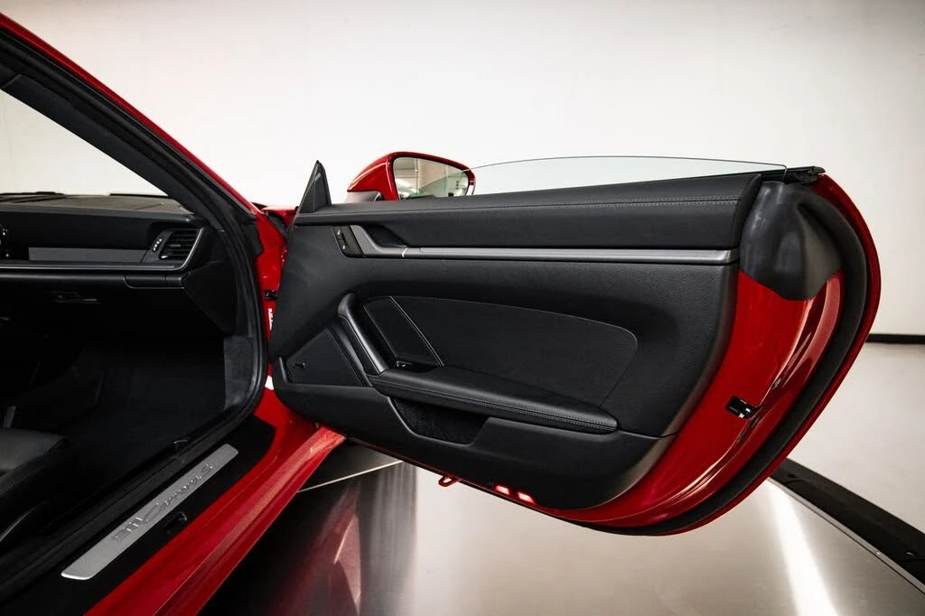 2025 Porsche 992 Carrera S - Image 27 of 29