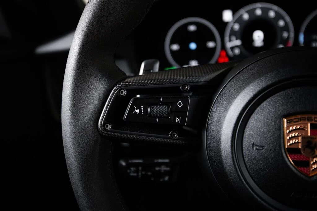 2025 Porsche 992 Carrera S - Image 17 of 29