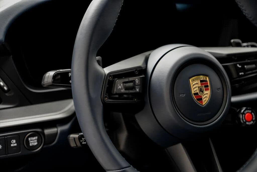 2025 Porsche 992 Carrera S - Image 16 of 31