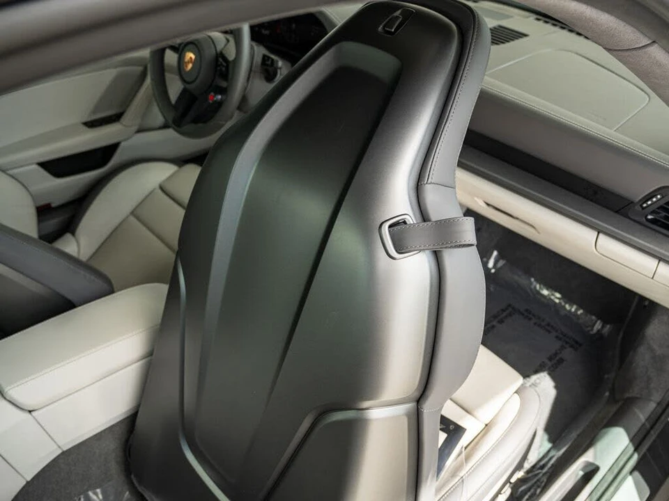 2025 Porsche 992 Carrera S - Image 22 of 31