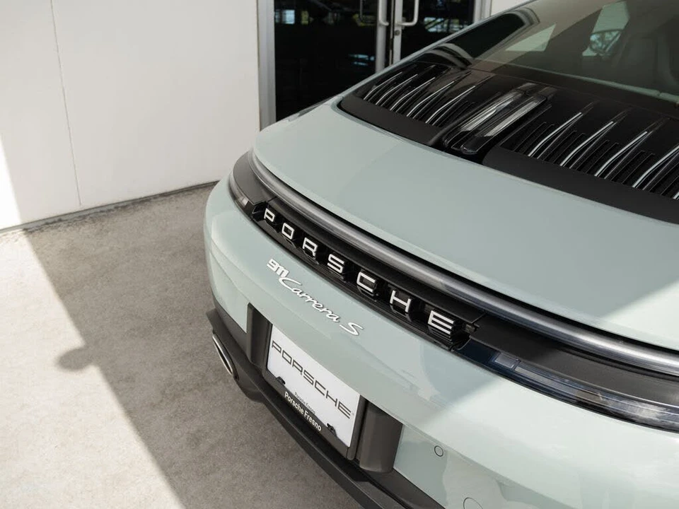 2025 Porsche 992 Carrera S - Image 20 of 31