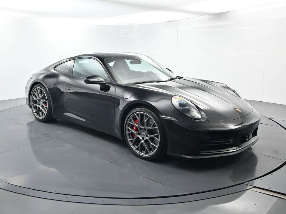 2025 Porsche 992 Carrera S - Image 17 of 31